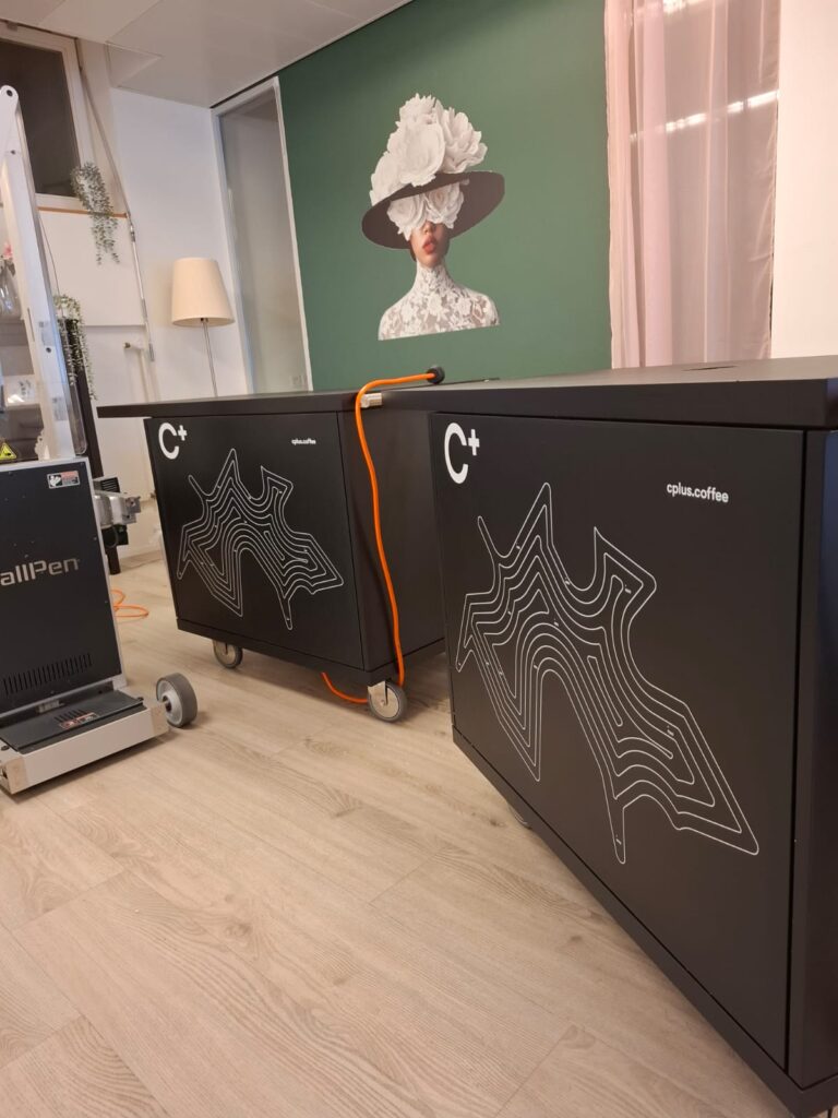 61e305d8-a0ac-4a2e-aba4-eab42c773583